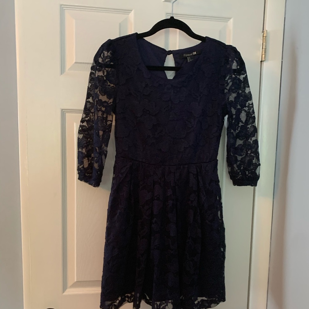 Blue lace, quarter sleeve dress